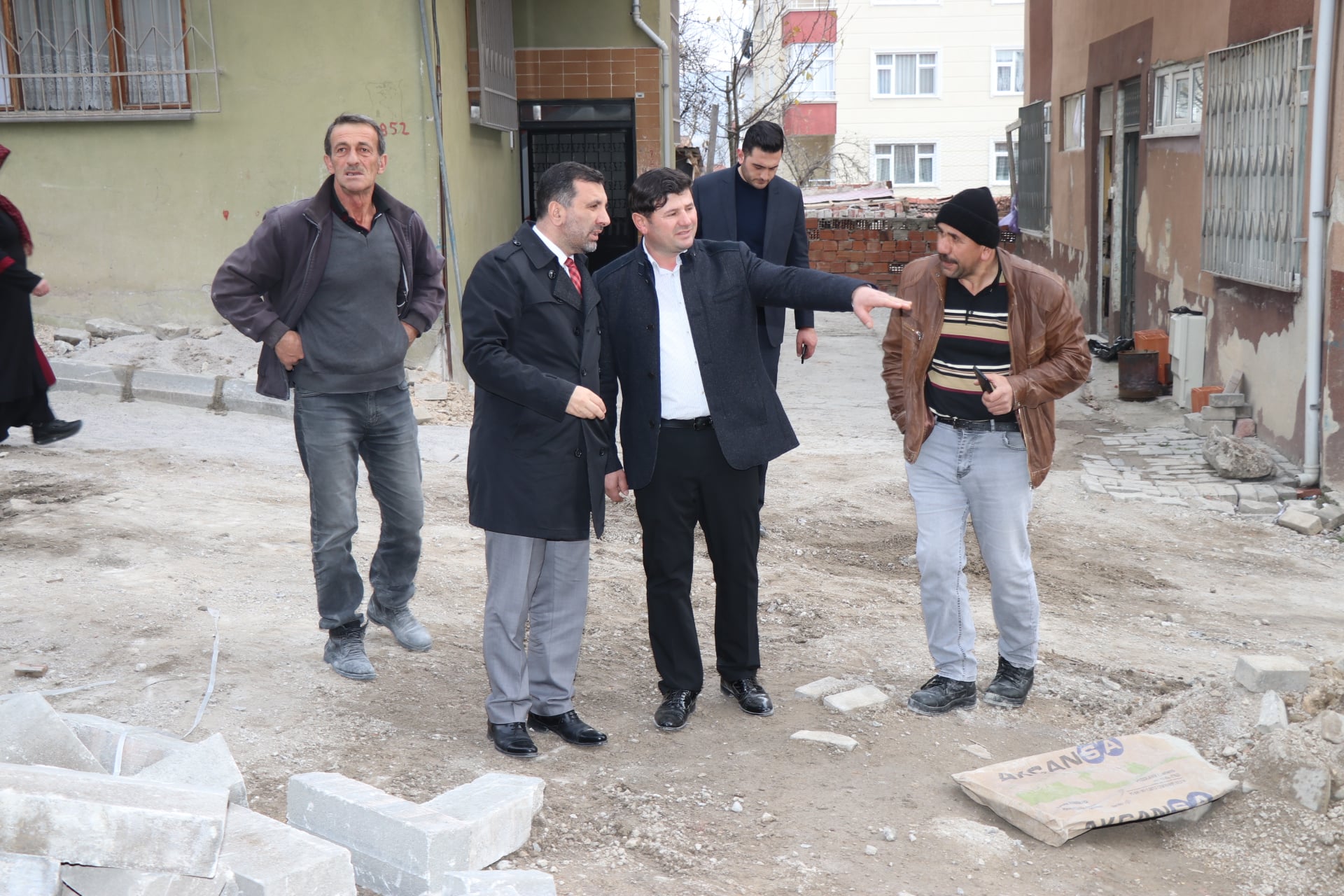 Kavaklı Muhtardan Başkana Teşekkür Kavaklı Muhtardan Başkana Teşekkür